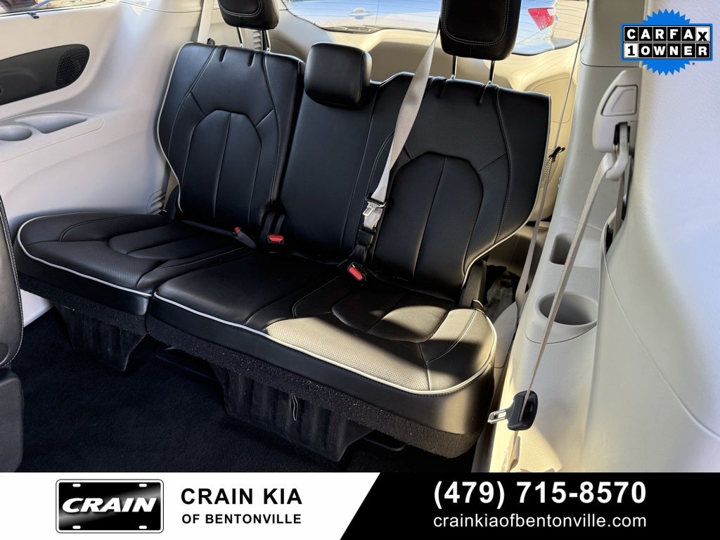 2023 Chrysler Pacifica Limited - PANORAMIC SUNROOF / CARFAX ONE OWNER