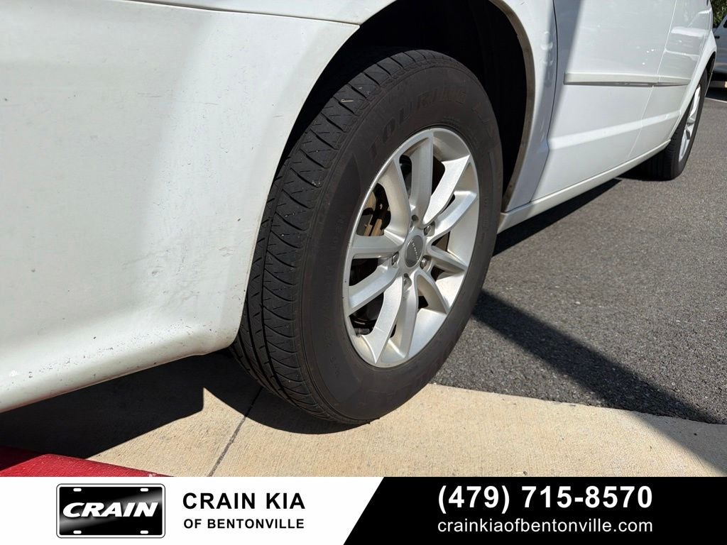 2014 Dodge Grand Caravan SXT - DVD / CAPTAIN'S CHAIRS