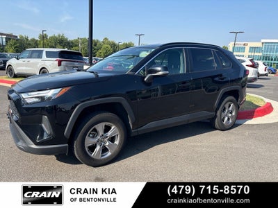 2022 Toyota RAV4 XLE - AWD / CLEAN CARFAX