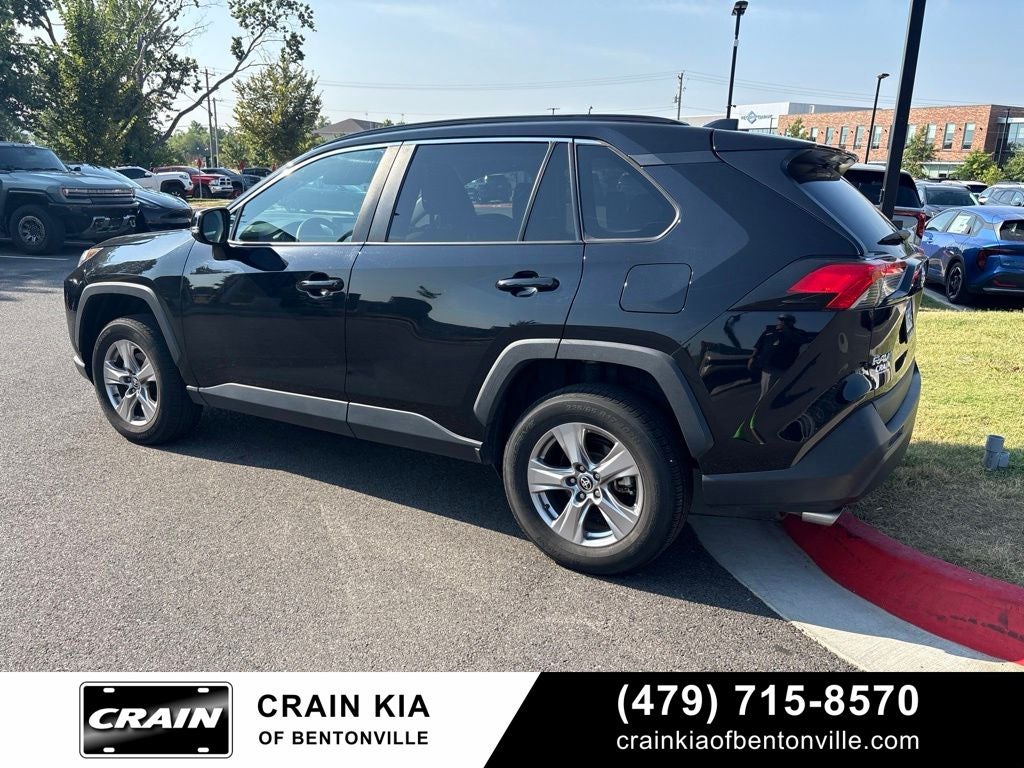 2022 Toyota RAV4 XLE - AWD / CLEAN CARFAX