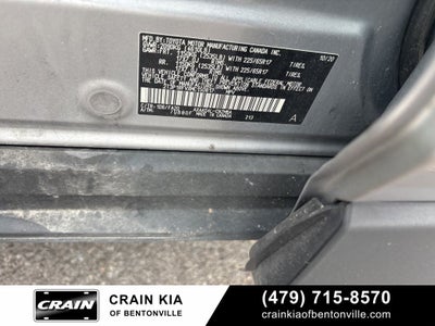 2021 Toyota RAV4 XLE - AWD / CLEAN CARFAX / ONE OWNER