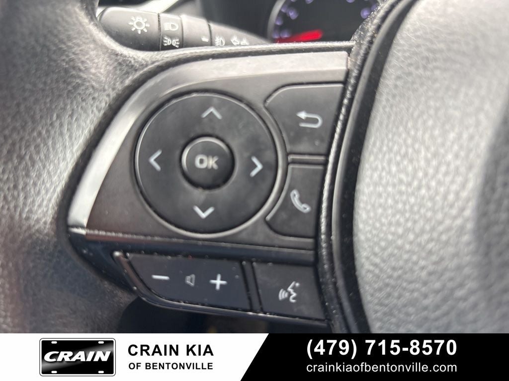2021 Toyota RAV4 XLE - AWD / CLEAN CARFAX / ONE OWNER