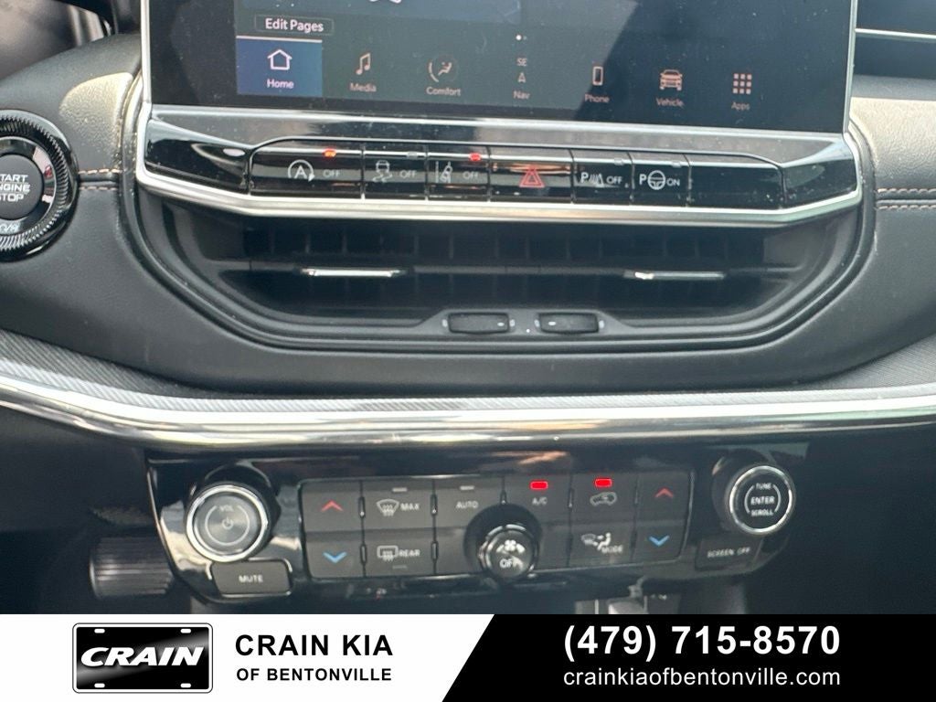 2024 Jeep Compass Limited - 4WD / PANORAMIC SUNROOF / CLEAN CARFAX