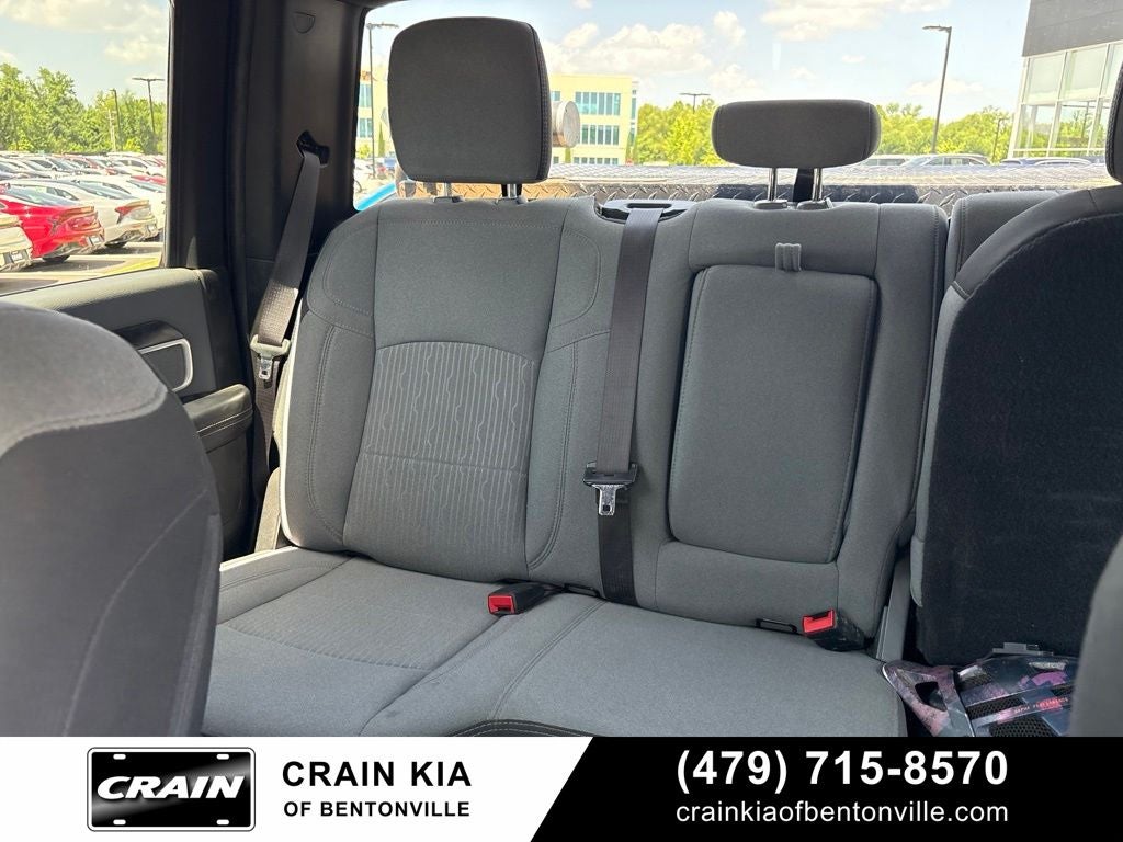 2022 RAM 3500 Big Horn - 4WD / CLEAN CARFAX