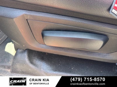 2022 RAM 1500 Classic Tradesman - 4WD / CLEAN CARFAX