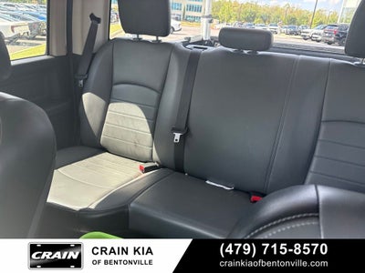 2022 RAM 1500 Classic Tradesman - 4WD / CLEAN CARFAX