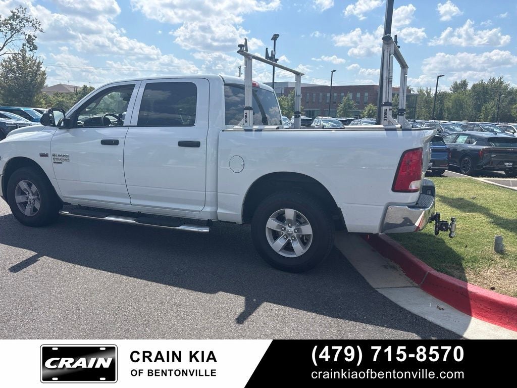 2022 RAM 1500 Classic Tradesman - 4WD / CLEAN CARFAX