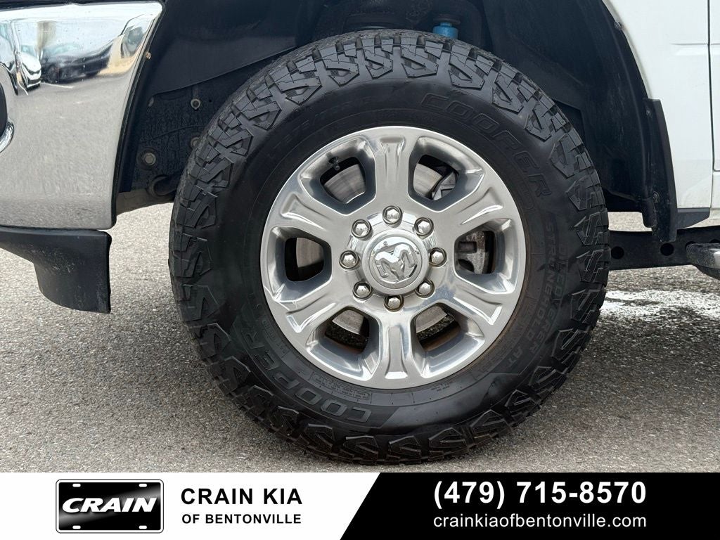 2024 RAM 2500 Big Horn - 4WD / CARFAX ONE OWNER