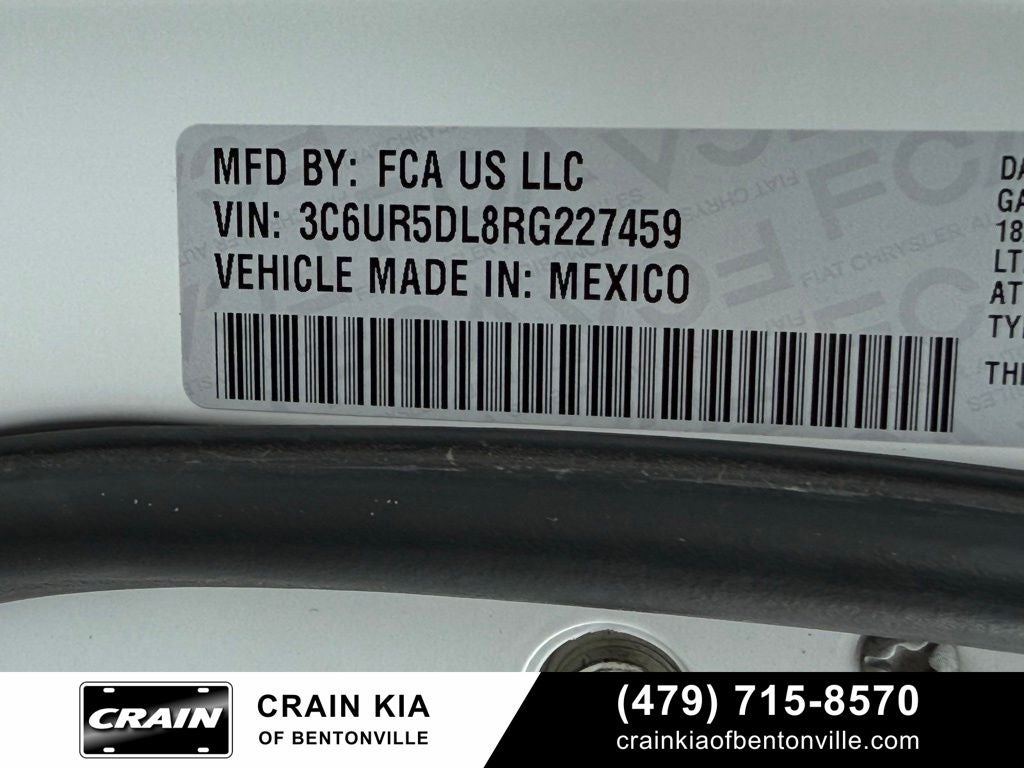 2024 RAM 2500 Big Horn - 4WD / CARFAX ONE OWNER