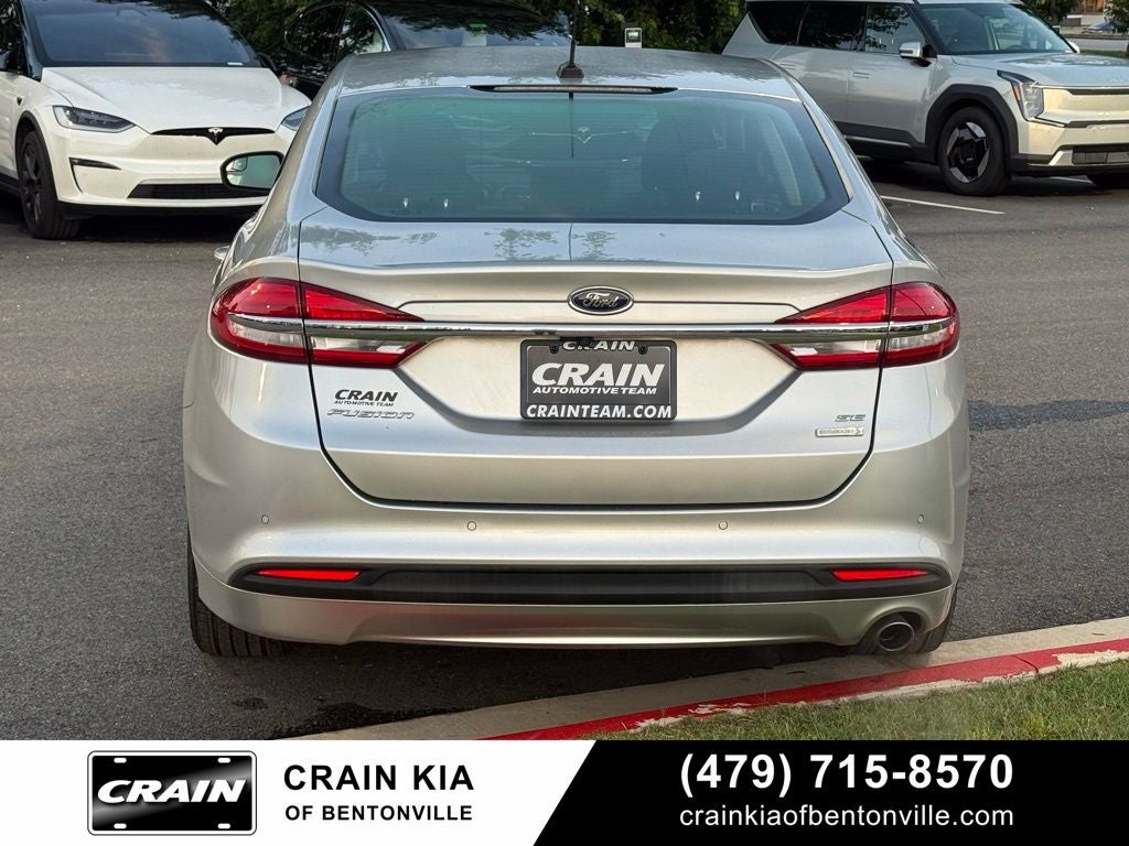 2017 Ford Fusion SE - CLEAN CARFAX