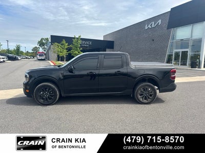 2023 Ford Maverick Lariat - AWD / CLEAN CARFAX