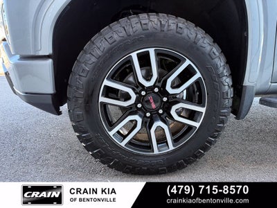 2024 GMC Sierra 1500 AT4 - 4WD / SUNROOF / CLEAN CARFAX