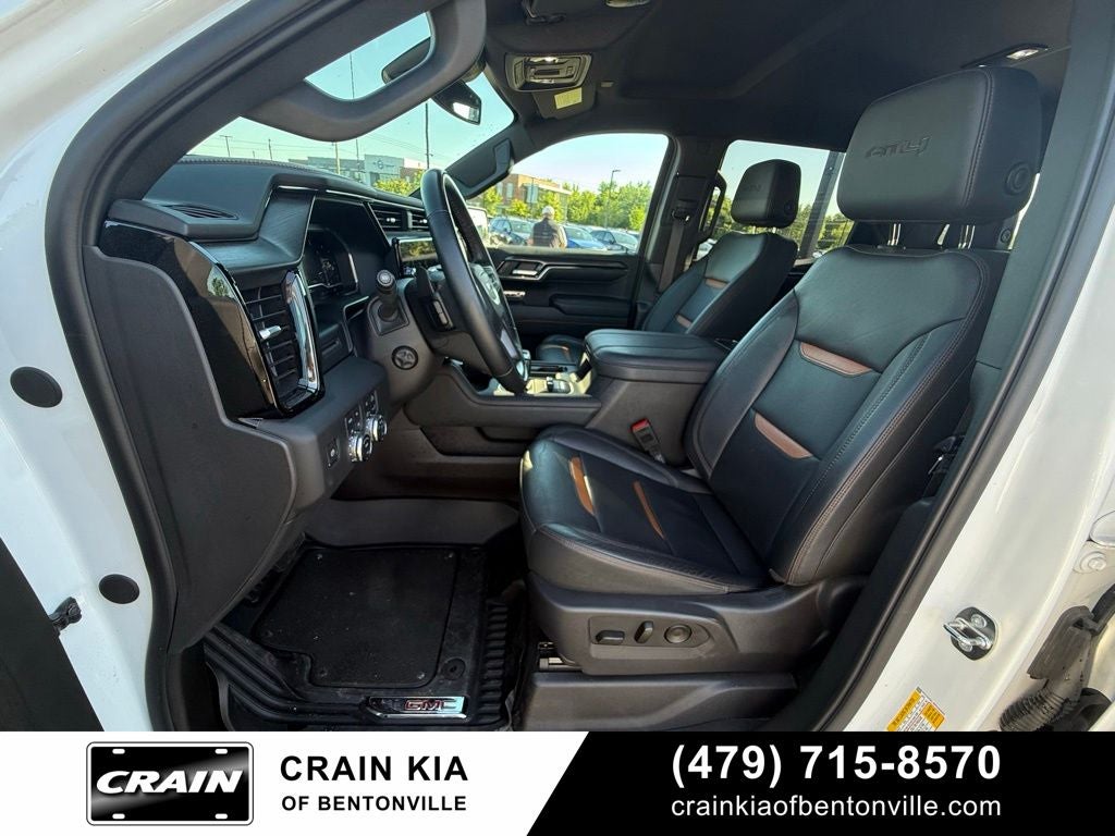 2024 GMC Sierra 1500 AT4 - 4WD / CLEAN CARFAX / ONE OWNER