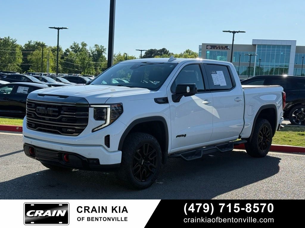 2024 GMC Sierra 1500 AT4 - 4WD / CLEAN CARFAX / ONE OWNER