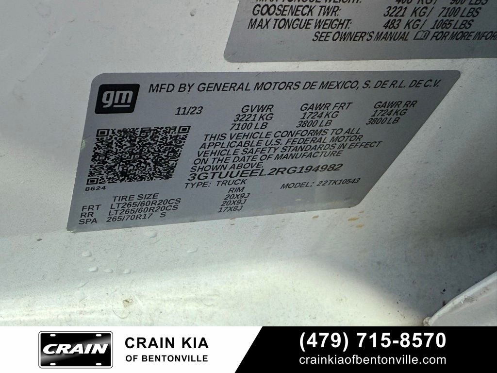 2024 GMC Sierra 1500 AT4 - 4WD / CLEAN CARFAX / ONE OWNER
