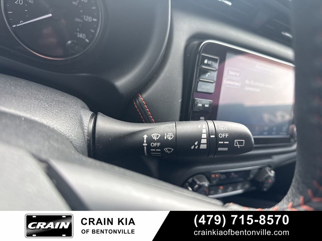 2023 Nissan Kicks SR Premium - CLEAN CARFAX / ONE OWNER