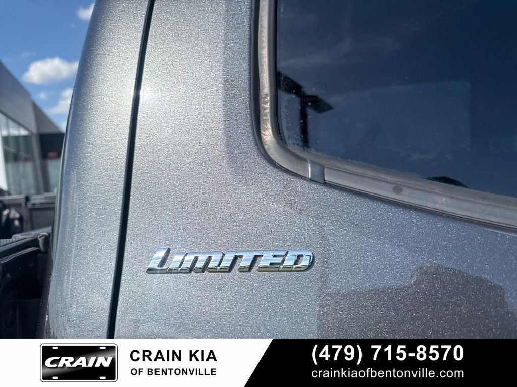 2017 Toyota Tacoma Limited - 4WD / SUNROOF / LIFTED!