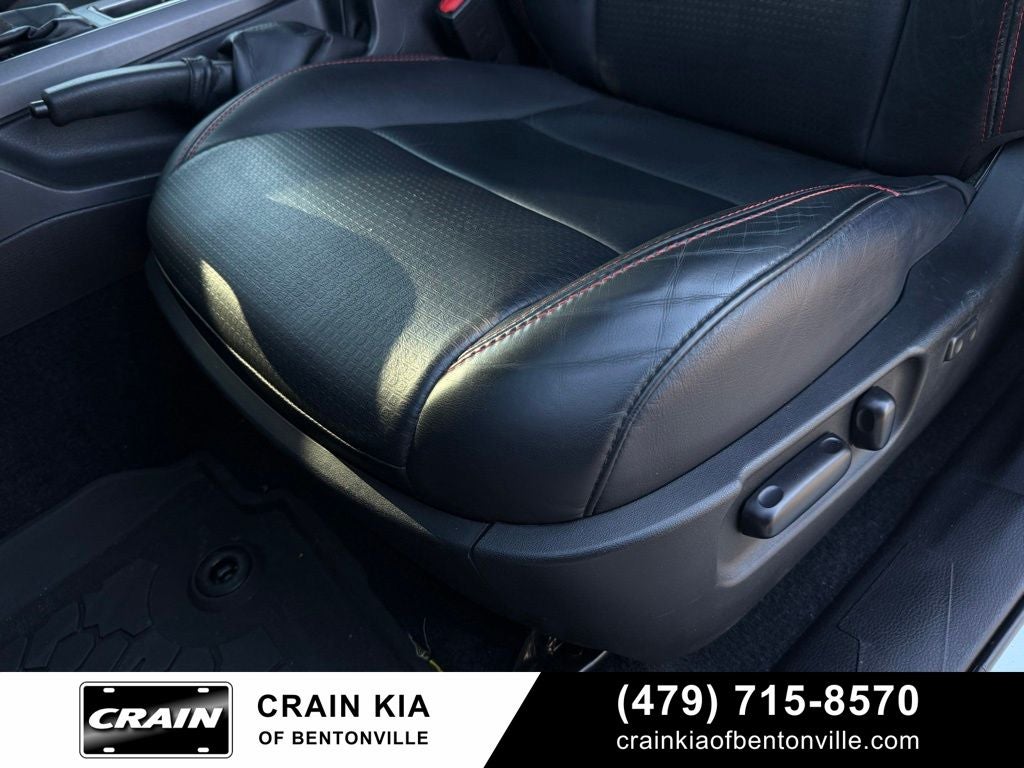 2022 Toyota Tacoma TRD Pro V6 - 4WD / SUNROOF / ONE OWNER