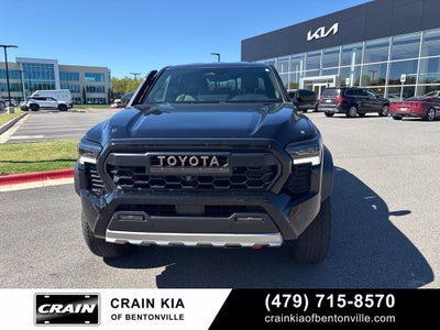 2025 Toyota Tacoma Hybrid Trailhunter - 4WD / CLEAN CARFAX / ONE OWNER