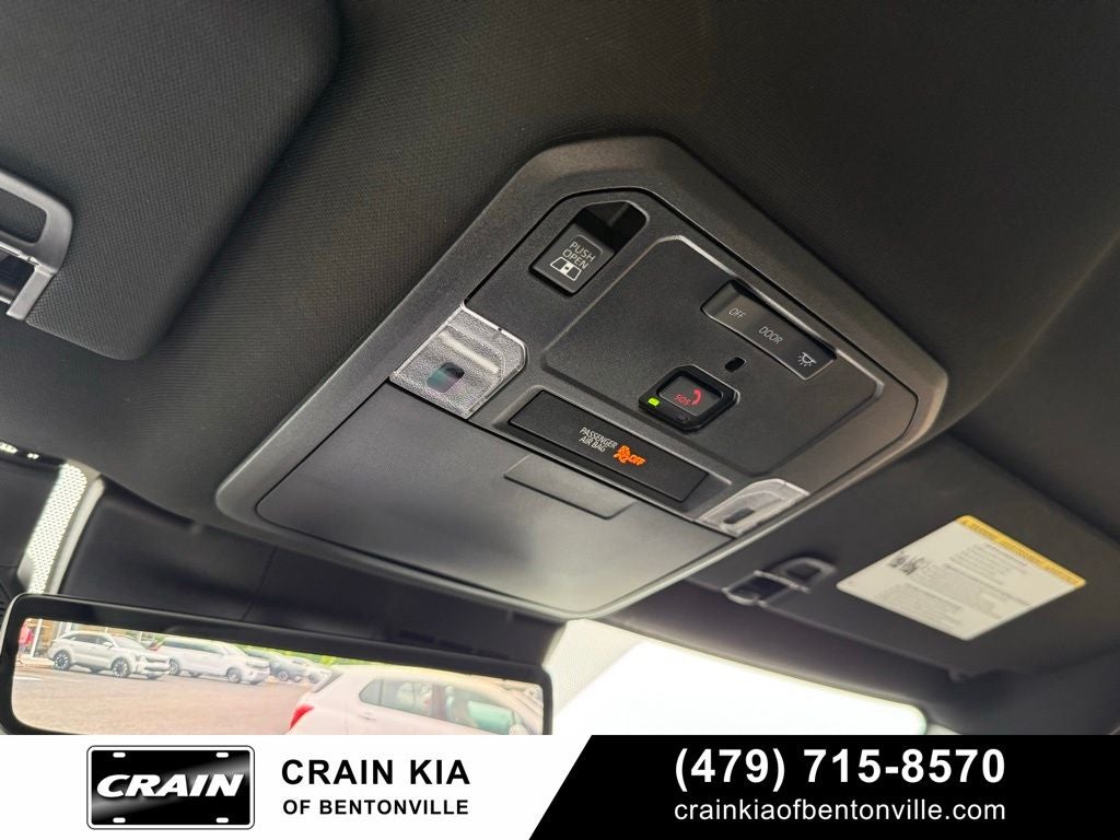 2025 Toyota Tacoma Hybrid Trailhunter - 4WD / CARFAX ONE OWNER