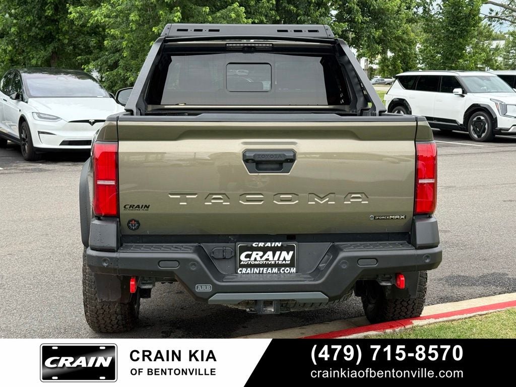 2025 Toyota Tacoma Hybrid Trailhunter - 4WD / CARFAX ONE OWNER