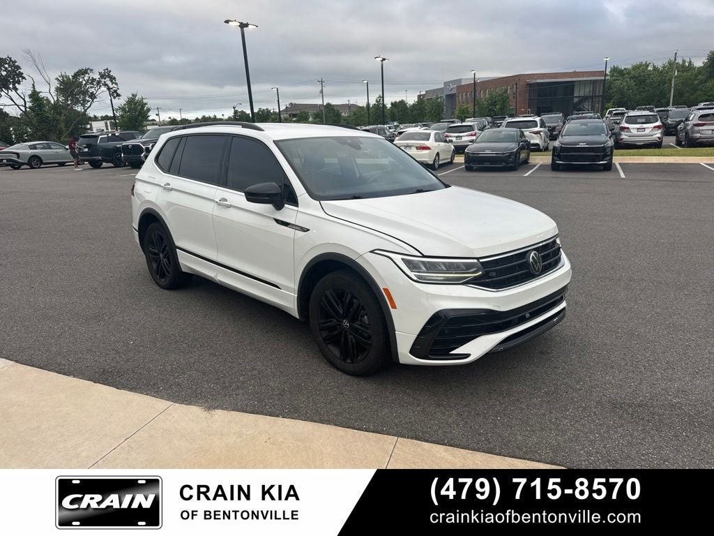 2022 Volkswagen Tiguan 2.0T SE R-Line Black - SUNROOF