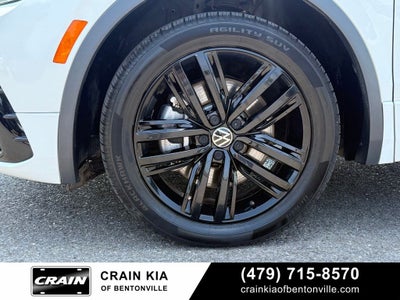 2022 Volkswagen Tiguan 2.0T SE R-Line Black - SUNROOF