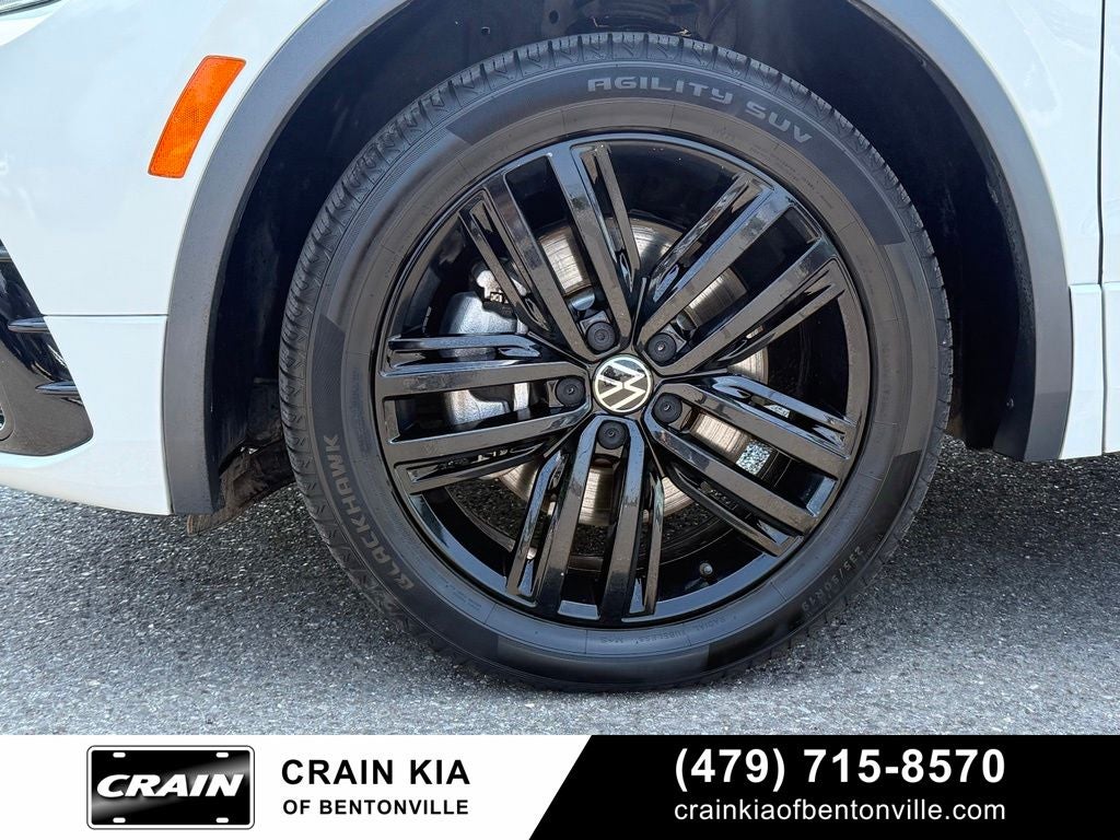2022 Volkswagen Tiguan 2.0T SE R-Line Black - SUNROOF