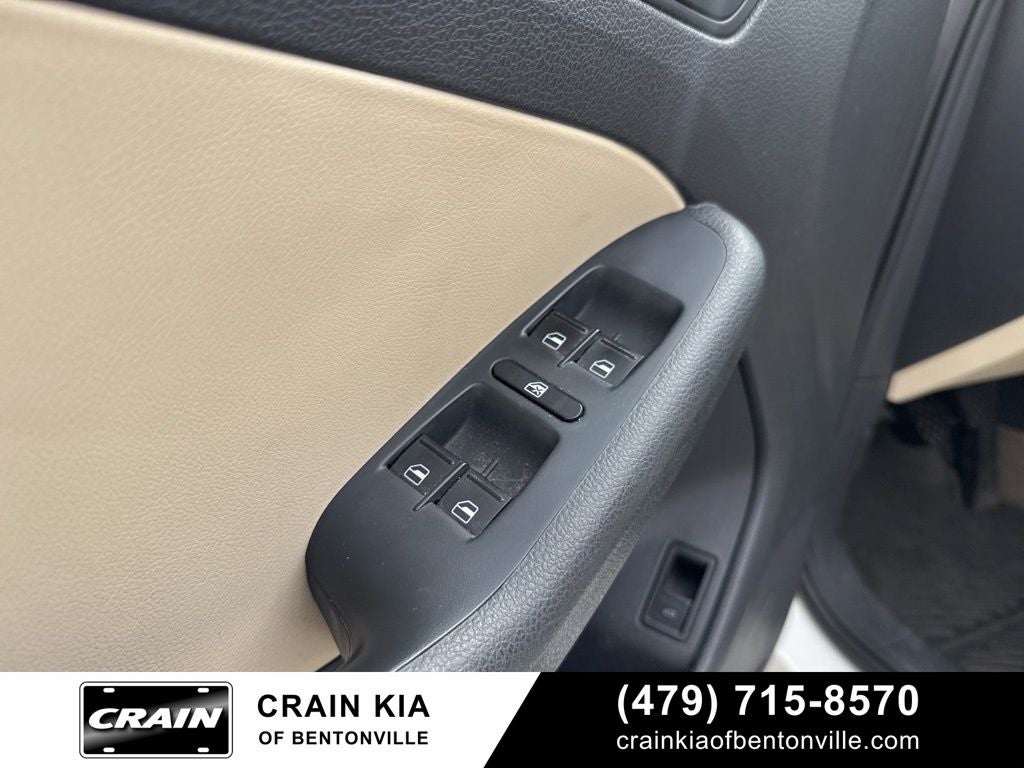 2012 Volkswagen Jetta 2.5L SE - WHOLESALE / AS-IS