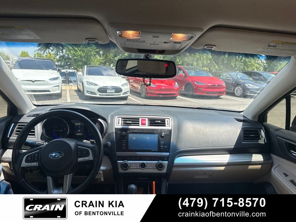2016 Subaru Outback 2.5i Premium - AWD / CLEAN CARFAX