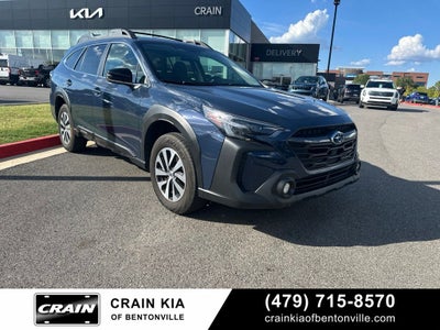 2025 Subaru Outback Premium - AWD / CLEAN CARFAX / ONE OWNER