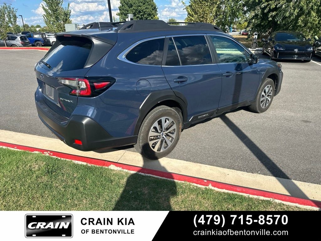 2025 Subaru Outback Premium - AWD / CLEAN CARFAX / ONE OWNER