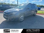 2025 Subaru Outback Premium - AWD / CLEAN CARFAX / ONE OWNER