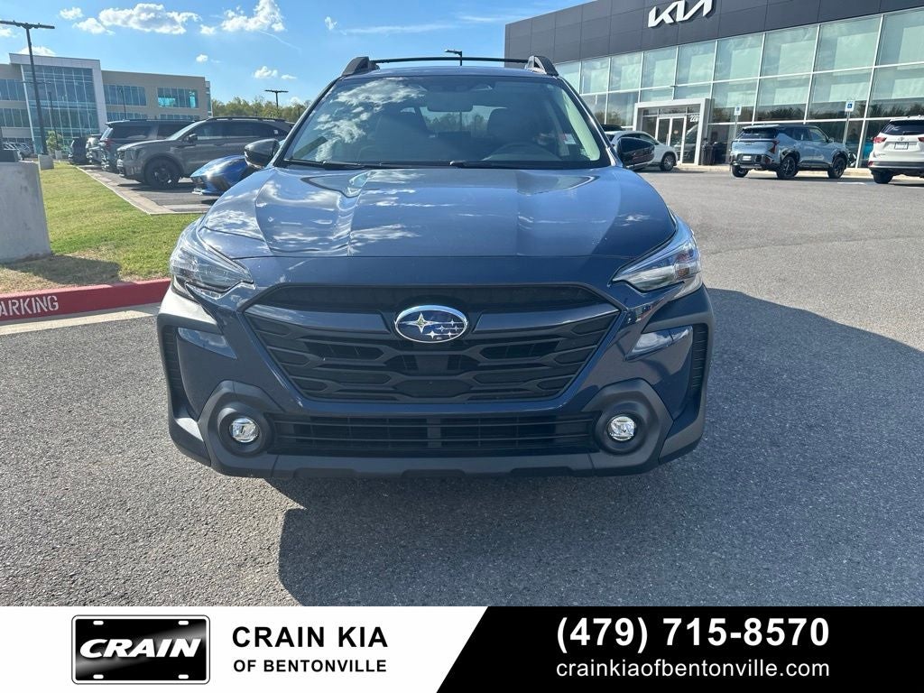 2025 Subaru Outback Premium - AWD / CLEAN CARFAX / ONE OWNER