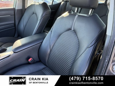 2018 Toyota Camry SE - LEATHER