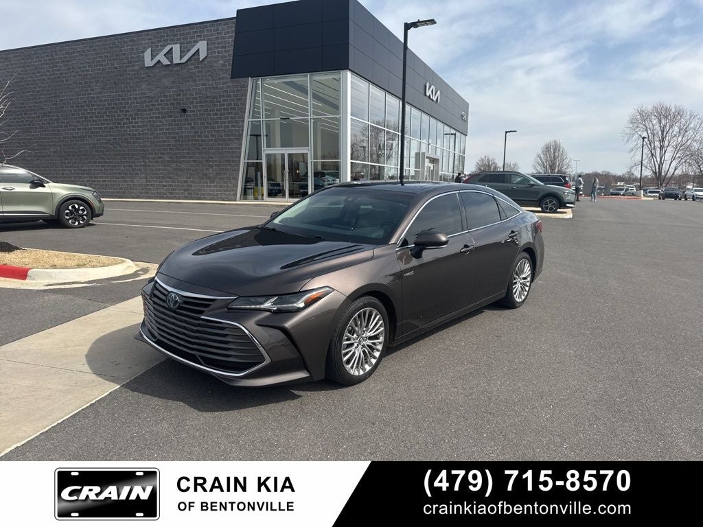 2019 Toyota Avalon Hybrid Limited