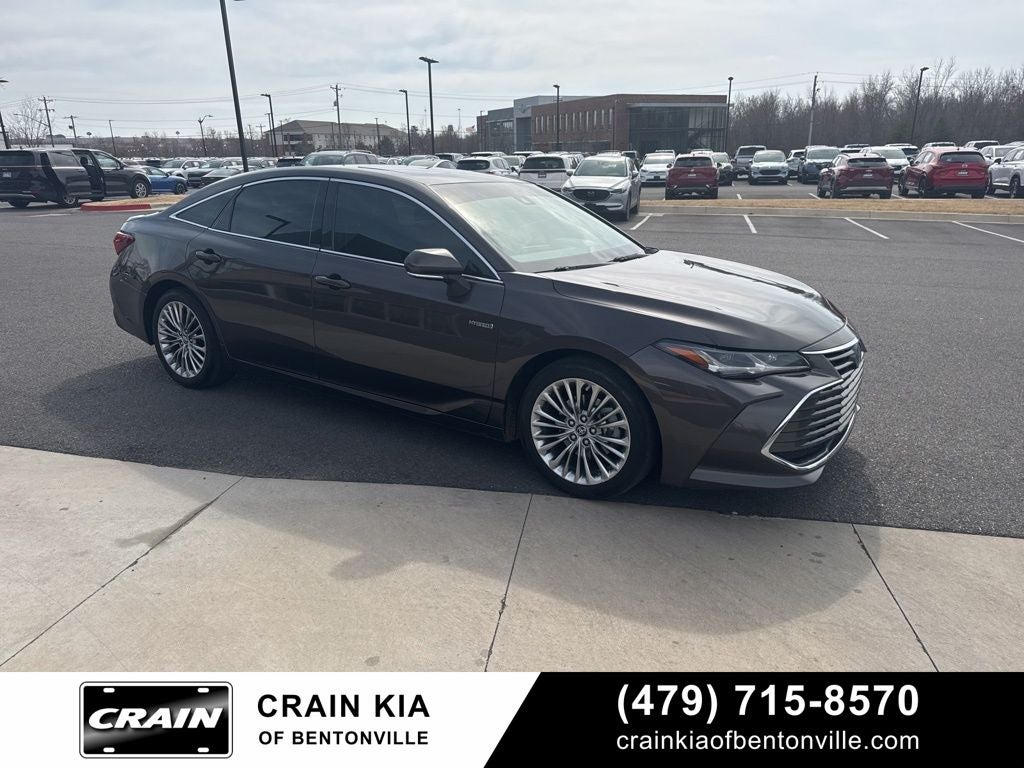 2019 Toyota Avalon Hybrid Limited