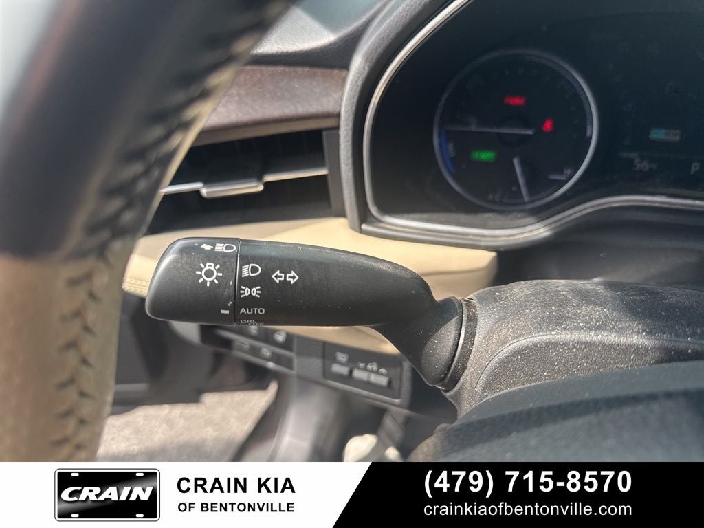 2019 Toyota Avalon Hybrid Limited