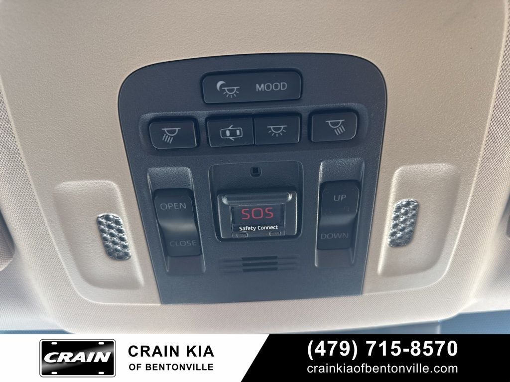 2019 Toyota Avalon Hybrid Limited