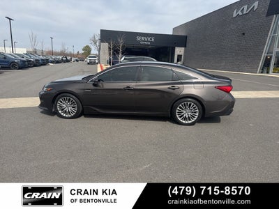 2019 Toyota Avalon Hybrid Limited