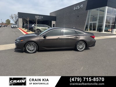 2019 Toyota Avalon Hybrid Limited