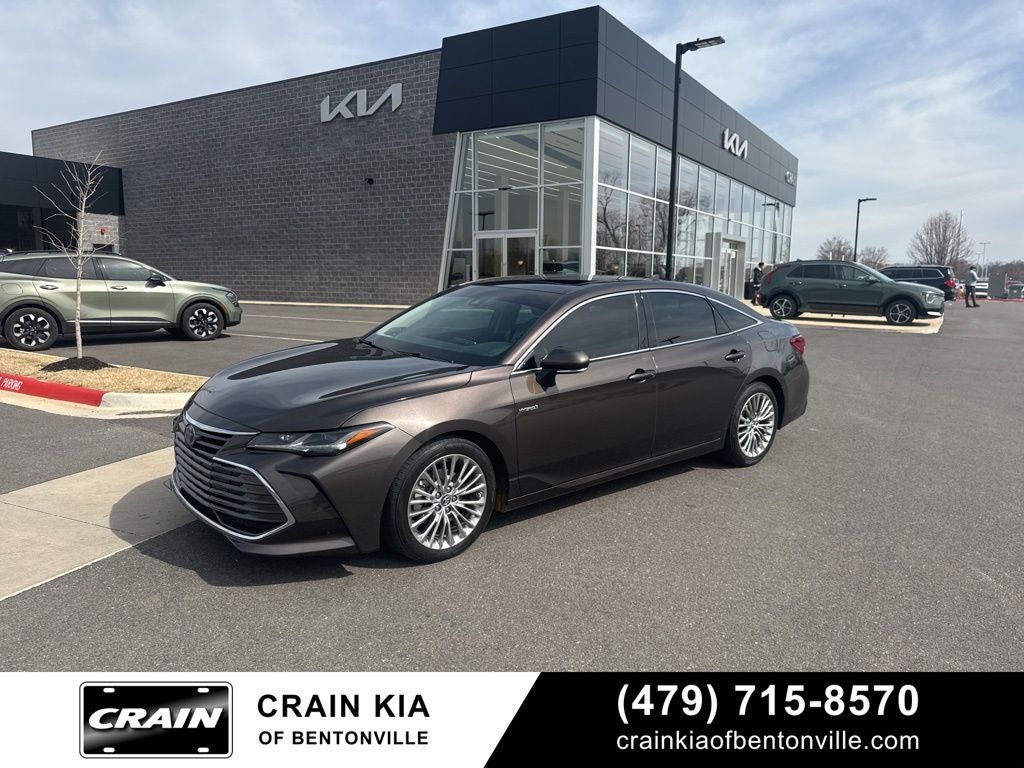2019 Toyota Avalon Hybrid Limited