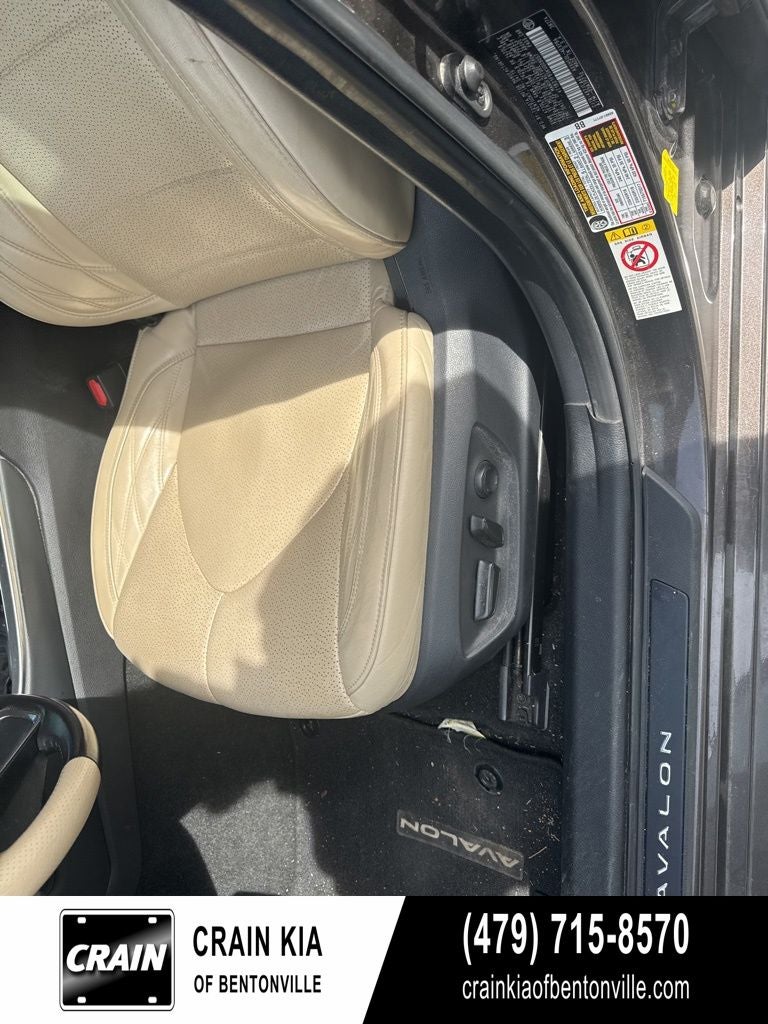 2019 Toyota Avalon Hybrid Limited