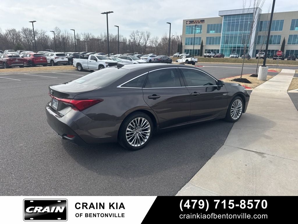 2019 Toyota Avalon Hybrid Limited