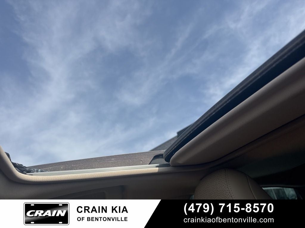 2019 Toyota Avalon Hybrid Limited