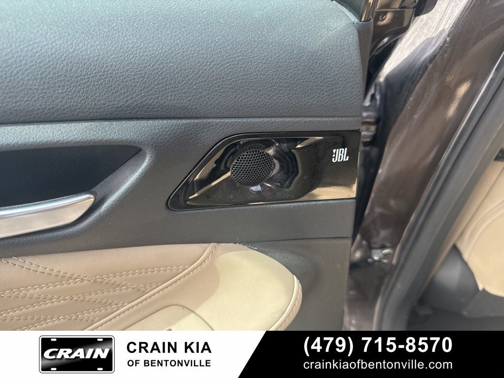 2019 Toyota Avalon Hybrid Limited