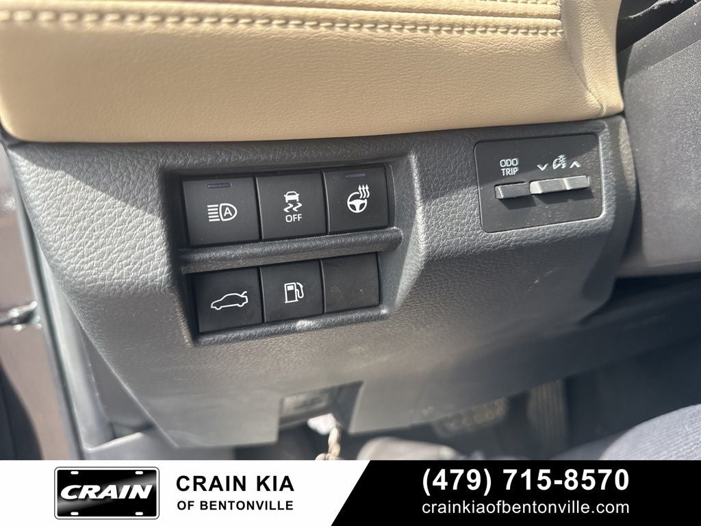 2019 Toyota Avalon Hybrid Limited