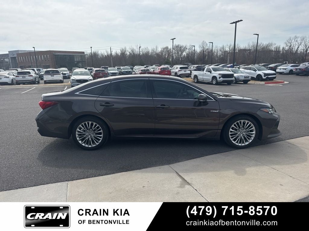 2019 Toyota Avalon Hybrid Limited