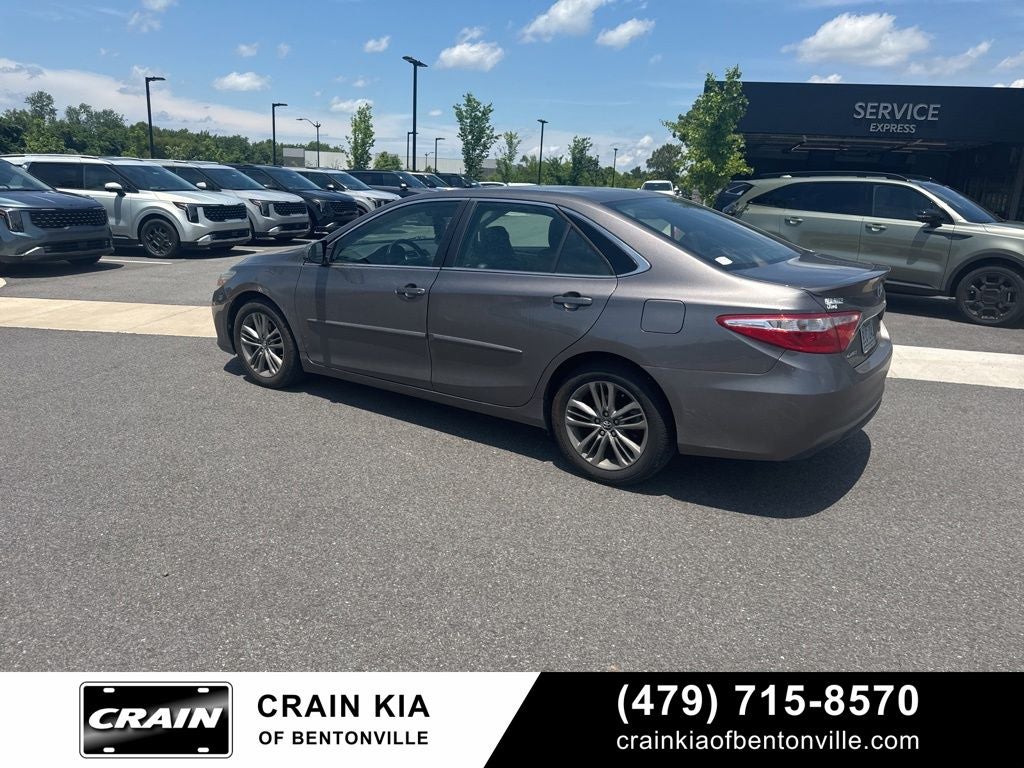 2017 Toyota Camry SE