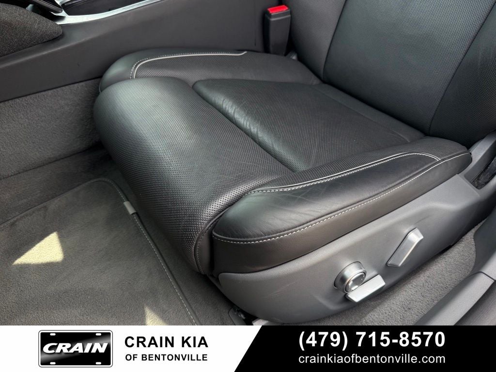 2024 Lucid Air Touring - AWD / CLEAN CARFAX / ONE OWNER